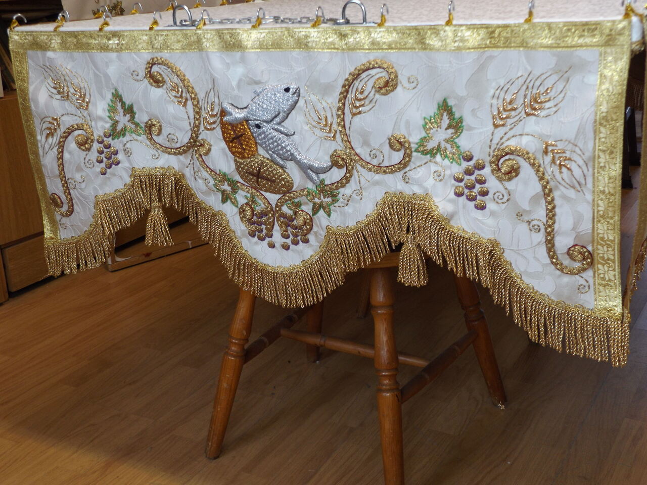 BALDACHIM PROCESYJNY - bardzo bogato zdobiony